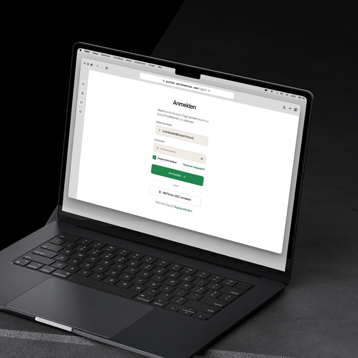 Kundenportal mit Anmeldung auf einem Laptop