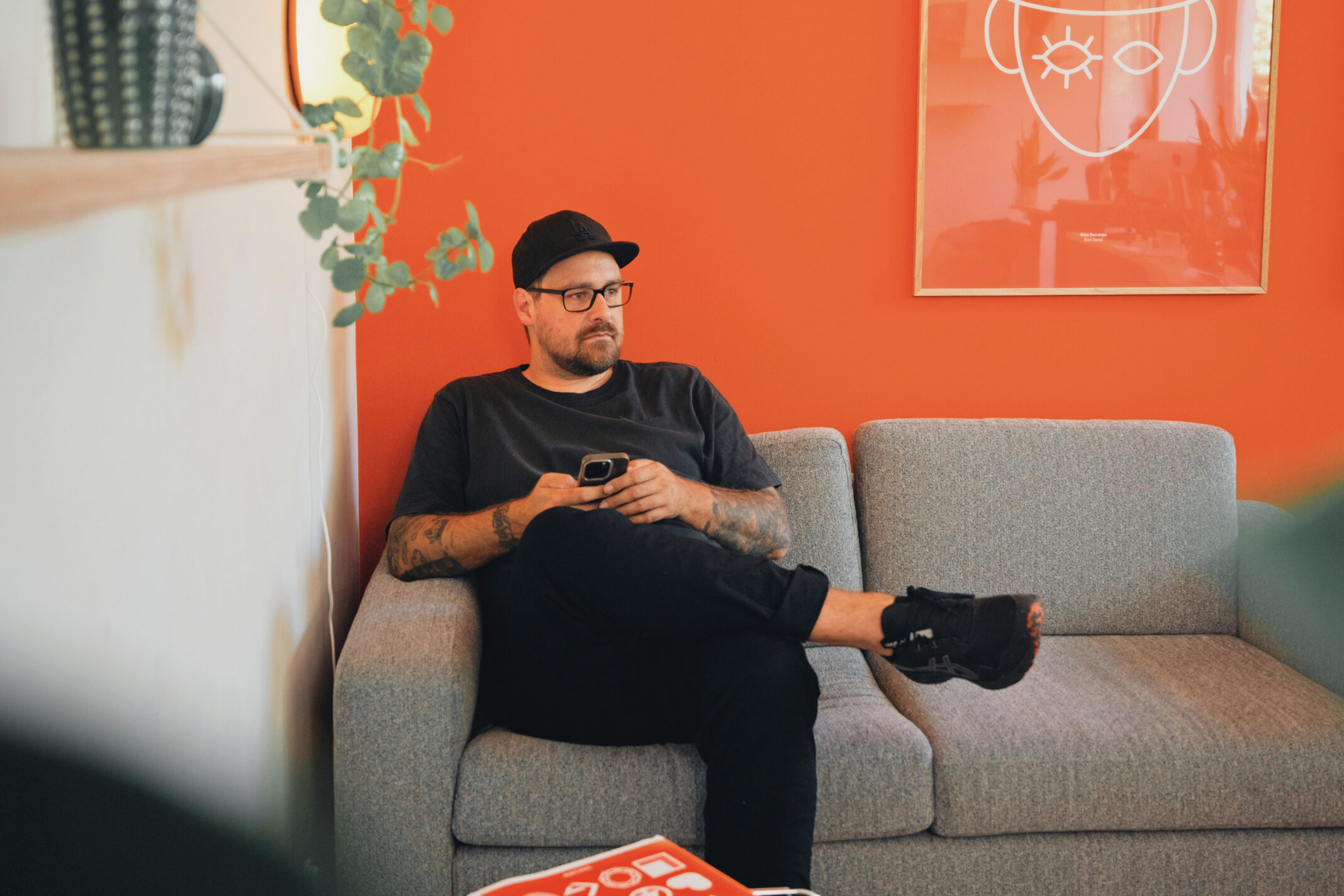 Mitarbeiter von seitenweise macht Pause in der Lounge